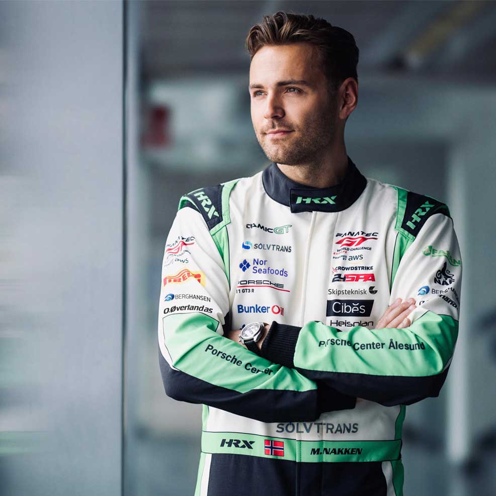 Marius nakken med Von Doren klokke på armen