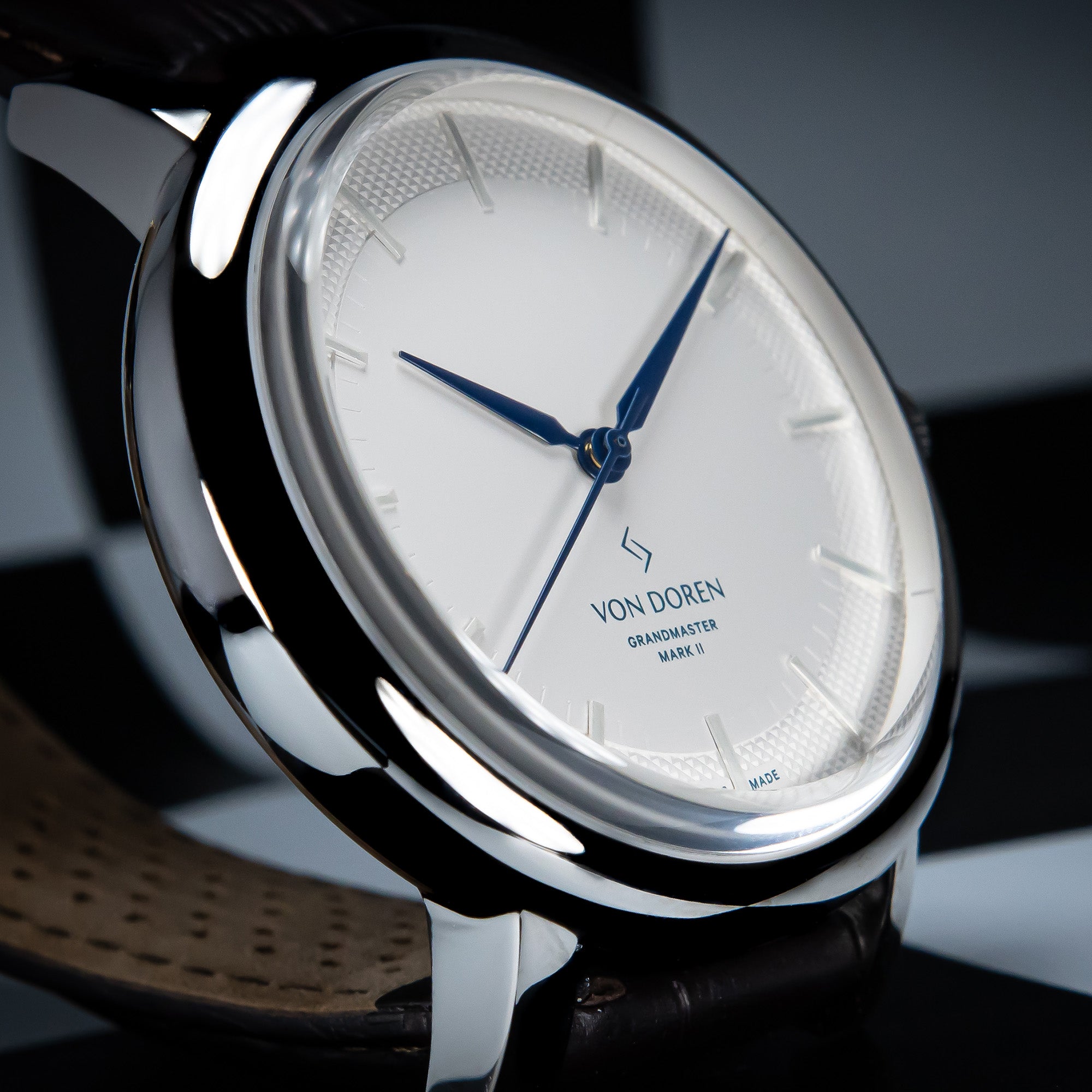 Von Doren Watch Grandmaster, from side